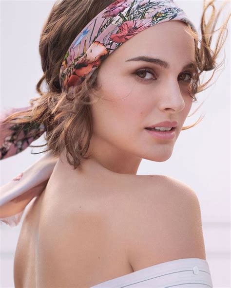 foulard dior natalie portman|what does miss dior smell like.